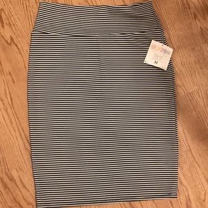 LULAROE Cassie